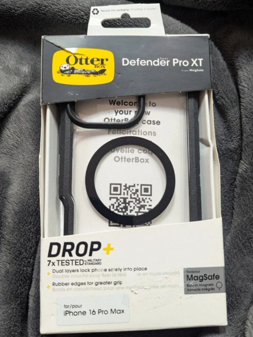 New Open Box OtterBox iPhone 16 Pro Max Defender Pro XT Case MagSafe Dark Side